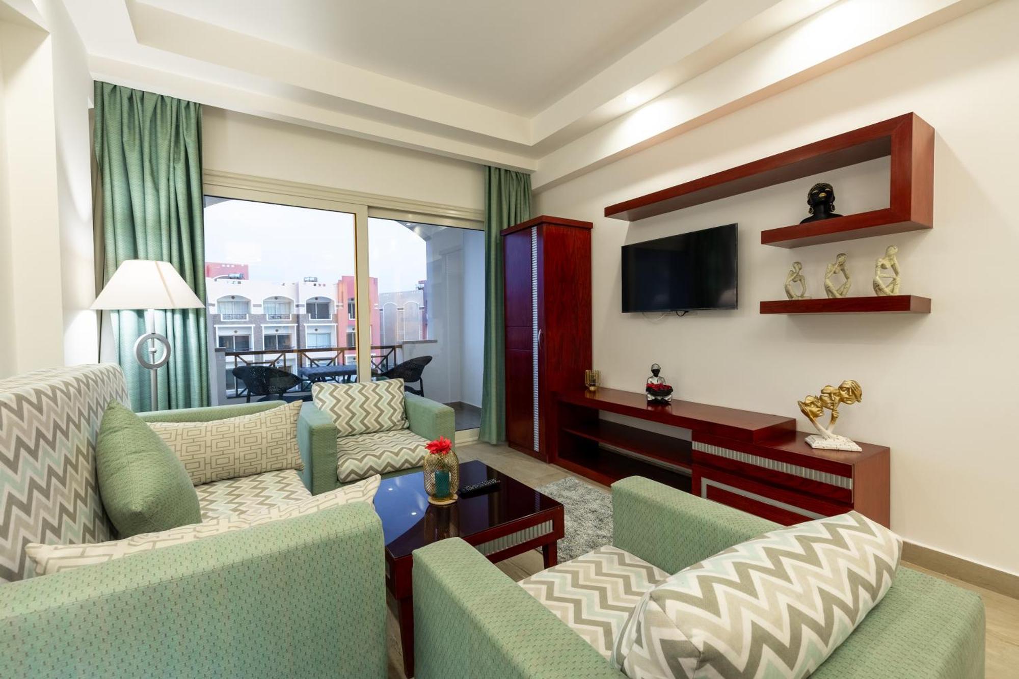 Oyster Bay Beach Resort Abu Dabbab Exterior photo