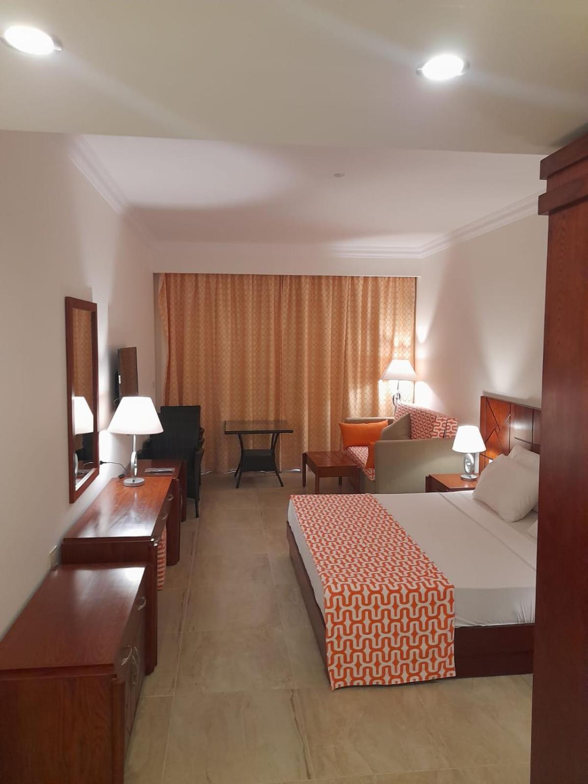 Oyster Bay Beach Resort Abu Dabbab Exterior photo