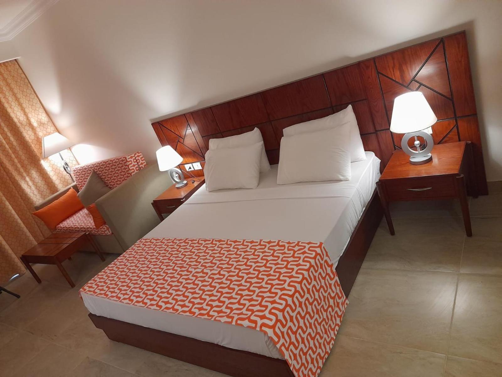 Oyster Bay Beach Resort Abu Dabbab Exterior photo
