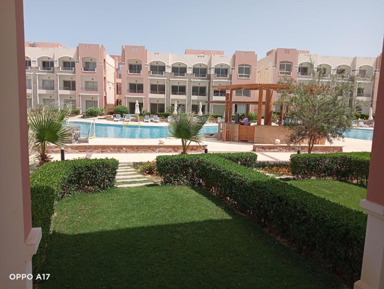 Oyster Bay Beach Resort Abu Dabbab Exterior photo