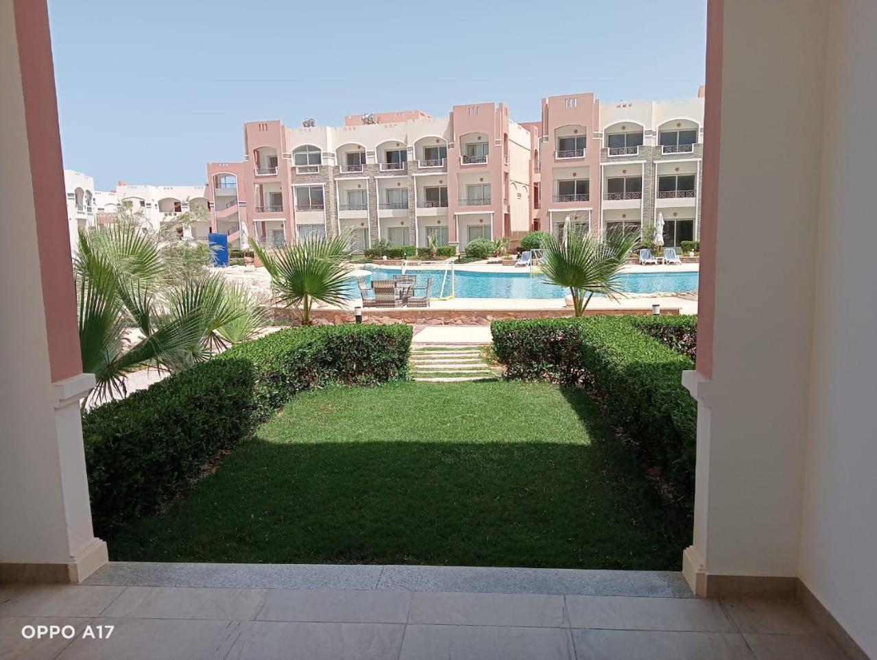 Oyster Bay Beach Resort Abu Dabbab Exterior photo
