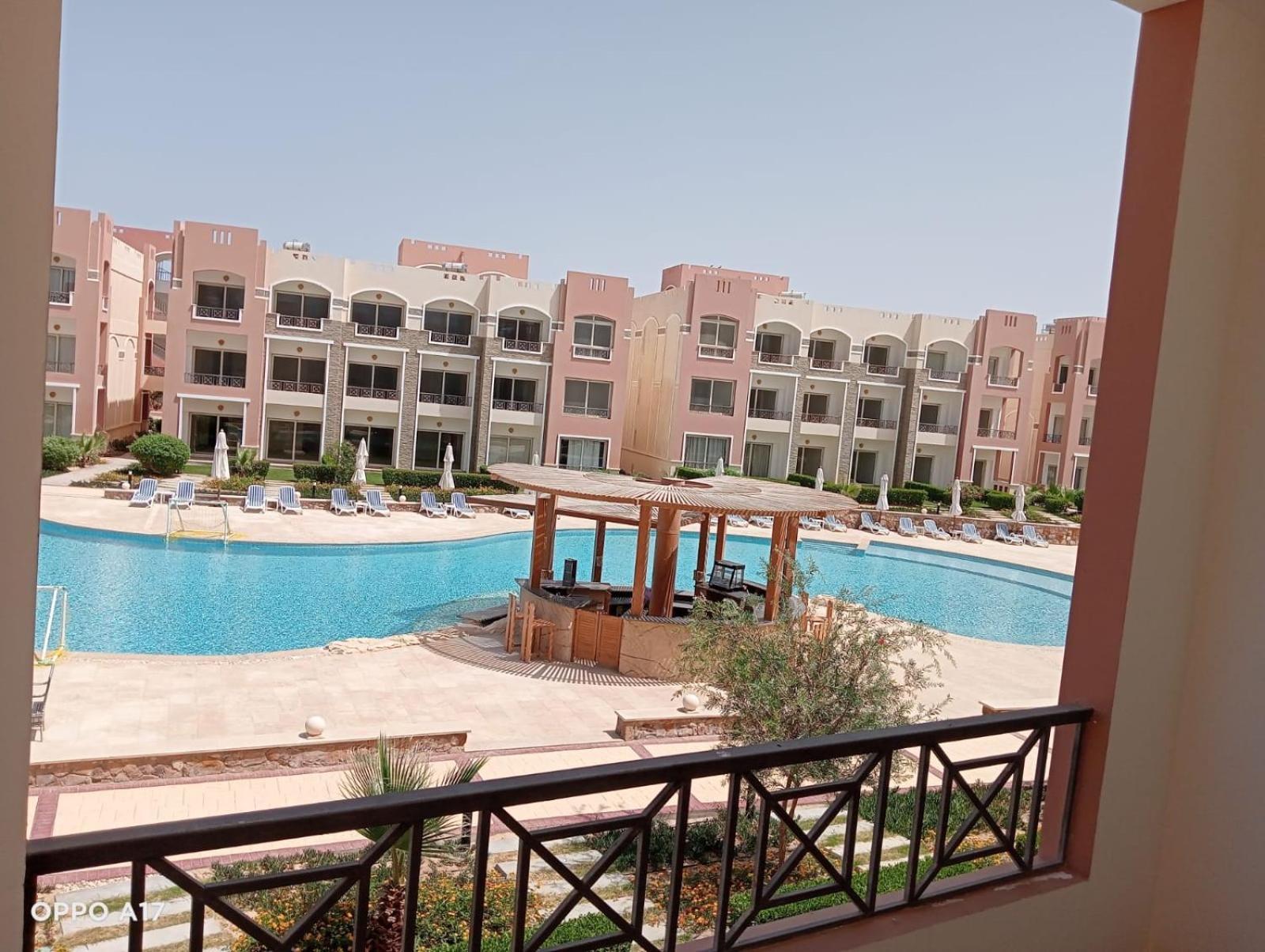 Oyster Bay Beach Resort Abu Dabbab Exterior photo